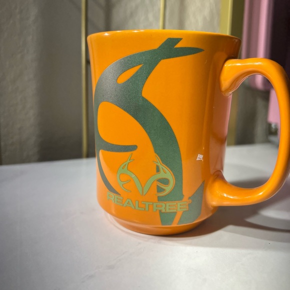 Realtree Coffee Mug - Picture 4 of 5